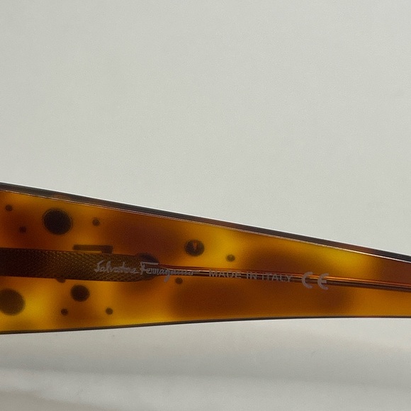 Salvatore Ferragamo Sunglasses 2147-B - Picture 6 of 8